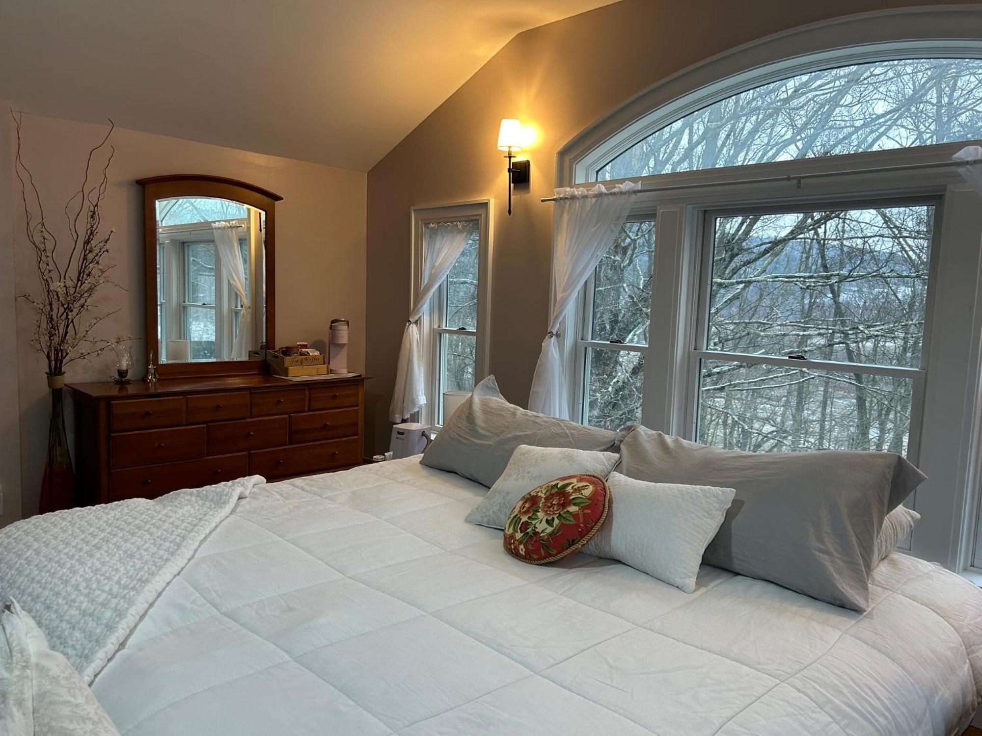 37 Oak Ridge House Bed and Breakfast Wellsboro Eksteriør billede